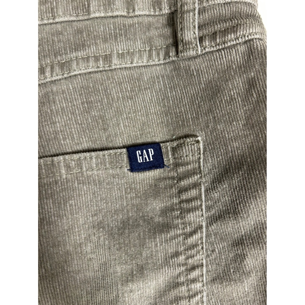 Gap Womens Olive Corduroy Raw Hem Shorts Size 12 Mid Rise 5 Pocket Utility - Picture 7 of 8